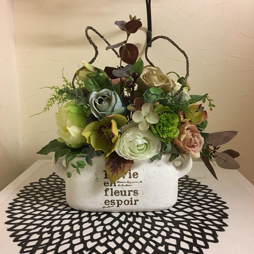 フレンチシックシリーズ❣️】 ニュアンスカラーのクリスマスローズと  