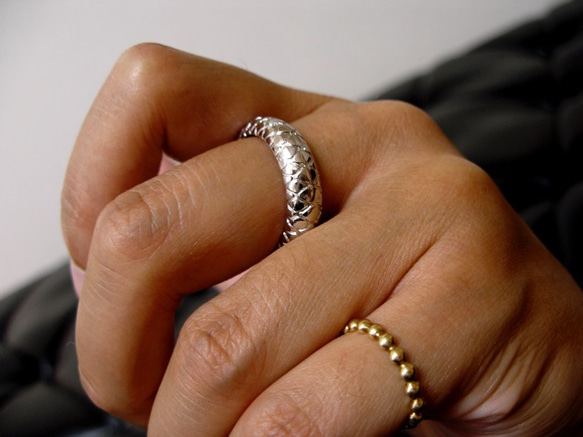仁尾彫金『プラチナパイソンリング』pt900ハンドメイド26
