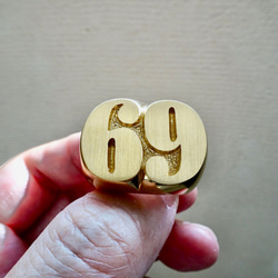 仁尾彫金『ゴールド69リング』ハンドメイド219 2枚目の画像