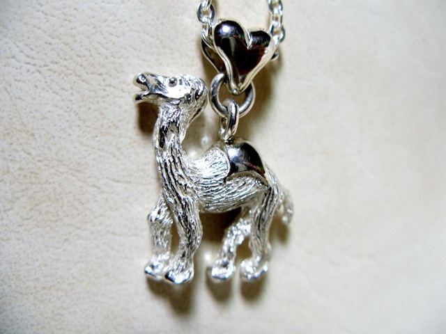 仁尾彫金『ペンダント子ラクダ』ハンドメイド