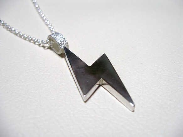 仁尾彫金『サンダープレート』ハンドメイド47 ネックレス・ペンダント 