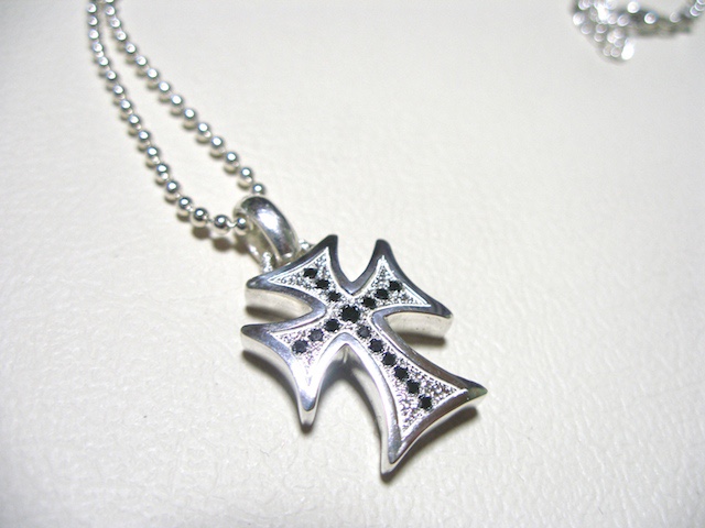 仁尾彫金『ギャラクシークロスブラックダイヤヘッド』ハンドメイド434