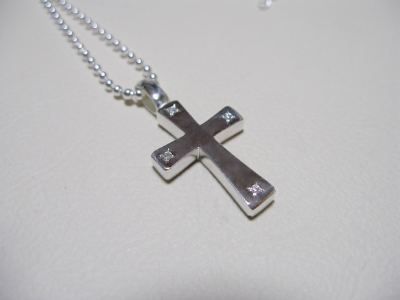 仁尾彫金『四つ星ダイヤフラットシルバークロス』ハンドメイド 