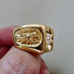 仁尾彫金『ゴールドファイヤーパターン楕円の印台リング、磨き