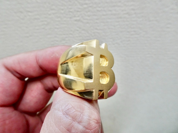 仁尾彫金『ゴールドビットコイン印台リング』ハンドメイド185 3枚目の画像