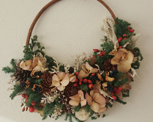 森からの贈り物 27㎝（クリスマスの花籠リース） ドライフラワー K's