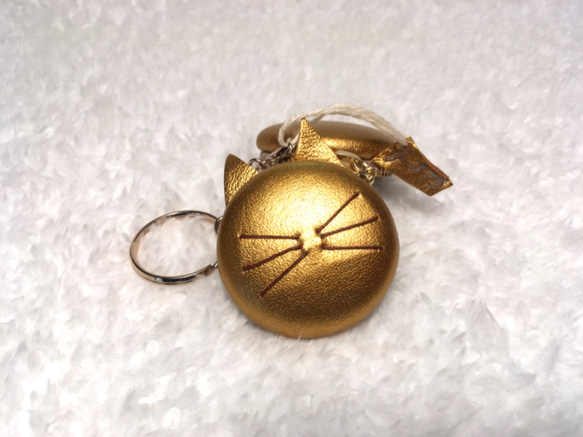 【L】黄金のぽっけ猫✩レザー*マカロンケース✩チャーム 9枚目の画像