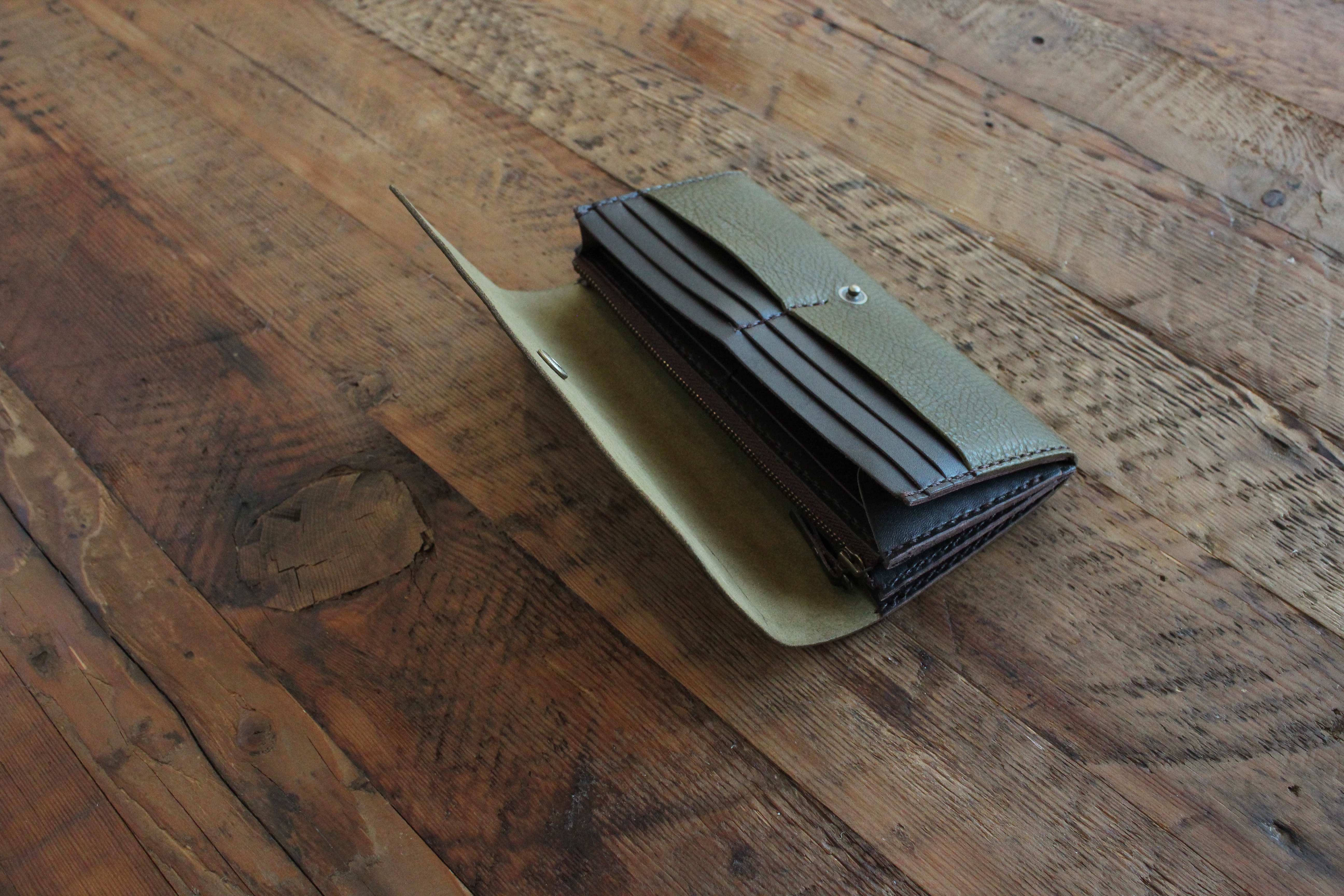 再販まつり2025 Creema限定  ワンタッチシンプル 革財布　緑　 納期１週間　 イタリア レザー