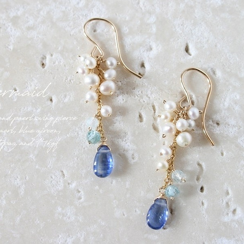 カイヤナイト ピーコック（孔雀）ピアス ハワイ BellaAnela #651 カイヤナイトとパールのピアス｜mermaid ピアス（フック