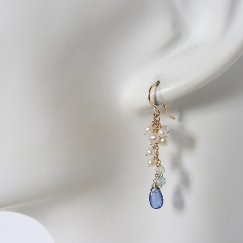 カイヤナイト ピーコック（孔雀）ピアス ハワイ BellaAnela #651 カイヤナイトとパールのピアス｜mermaid ピアス（フック