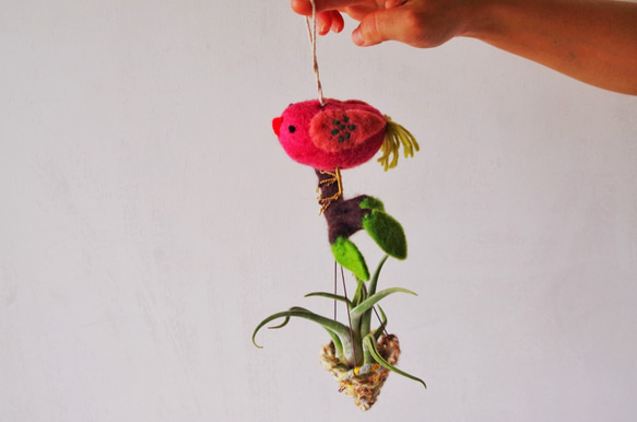 Bird with Plants 2枚目の画像