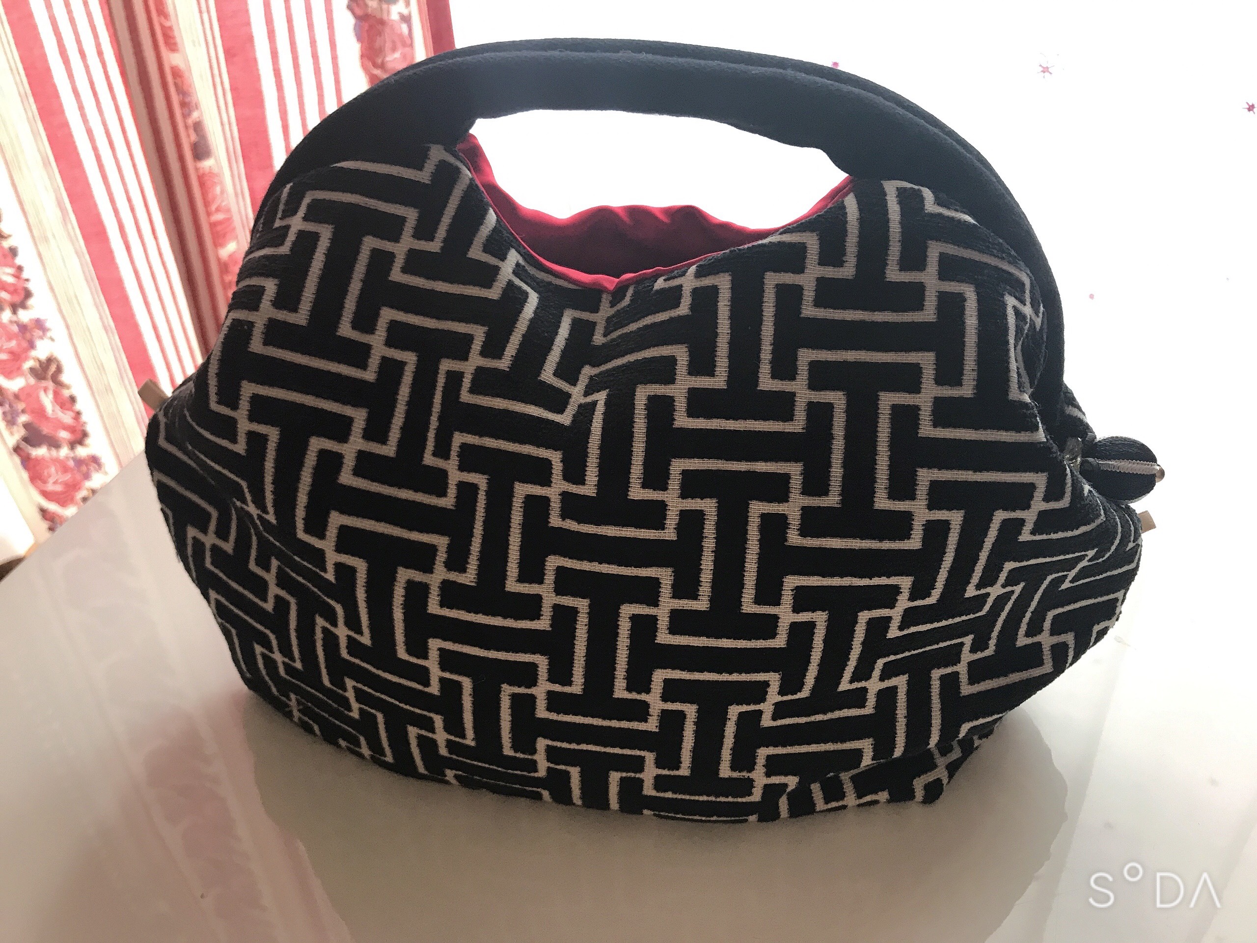 ☆ちょい持ちクラッチバック＊ブラック✖️ベージュ