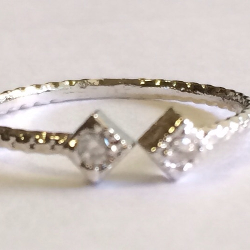 カルティエタイプのCZダイヤ フリーサイズリング 指輪・リング プロフ