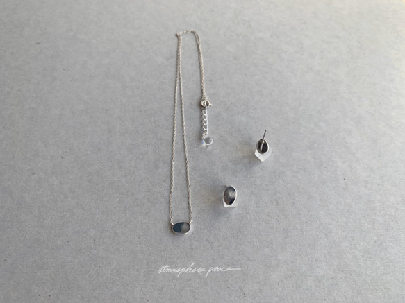 【SV925+K10】Small Window: Pierced Earrings 第3張的照片