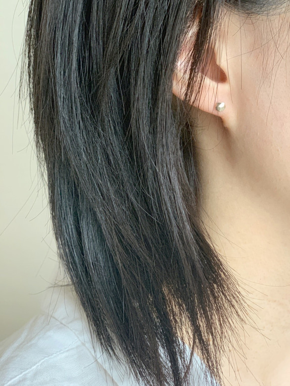 【Pt900】リフレクト：Pierced Earrings（片耳用） 4枚目の画像