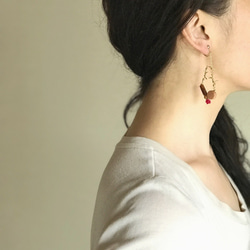 Frida（clip-on/pierced earrings） 1枚目の画像