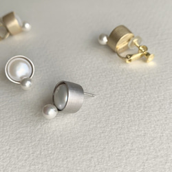 【SV925】あふれる：Clip-on or Pierced Earrings（K18GP / Silver） 4枚目の画像