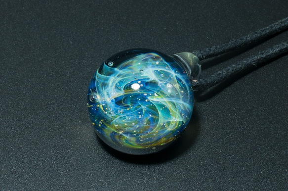 宇宙　玻璃　項鍊　Galaxy Borosilicate Glass ST-381 17mm 第1張的照片