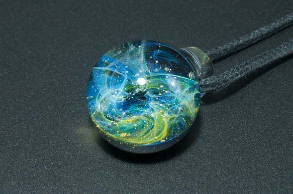 宇宙　玻璃　項鍊　Galaxy Borosilicate Glass ST-385 17mm 第2張的照片