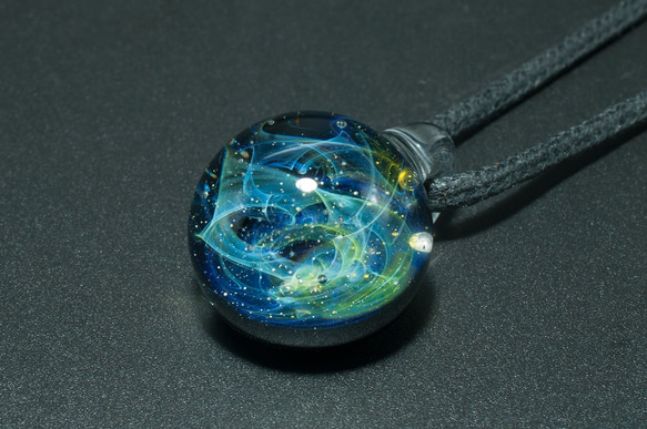 宇宙　玻璃　項鍊　Galaxy Borosilicate Glass ST-387 17mm 第1張的照片