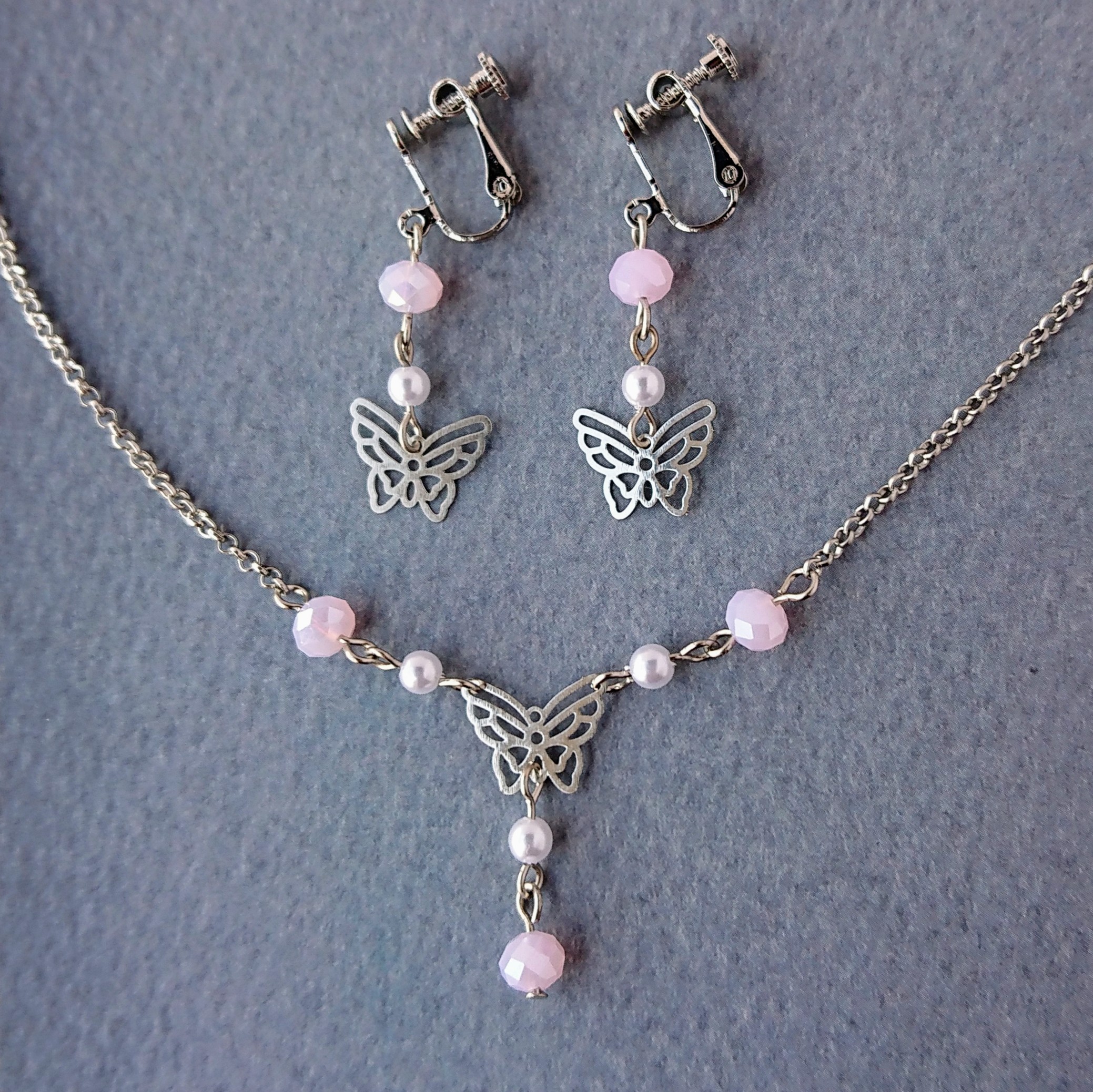 Creema限定福袋　桜薫る蝶々の華奢ピアス･イヤリング&ペンダント 2点セット 桜2026 春限定2026 ご自愛福袋