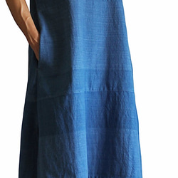 手織棉簡約V領洋裝 靛藍（DFS-035-03） 第3張的照片