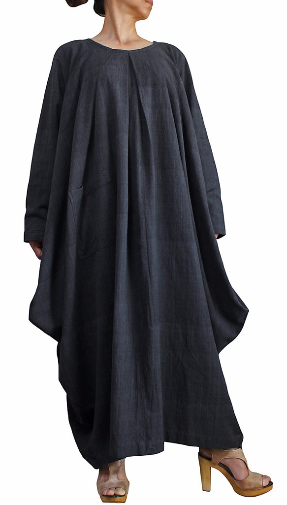 ジョムトン手織り綿のマルチドレープゆったりドレス 墨黒（DFS-046-01） 4枚目の画像