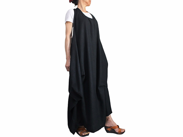 柔軟麻布製的無袖寬鬆洋裝 （DNN-084-01） 第1張的照片
