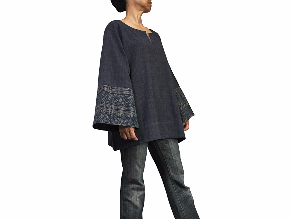 ジョムトン手織り綿モンバティック付きプルオーバー（BFS-152）