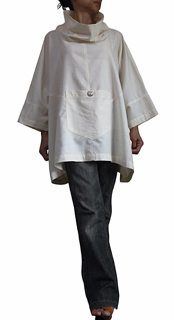 手織棉の高領斗篷套頭衫 淡灰（BFS-122-02） 第2張的照片