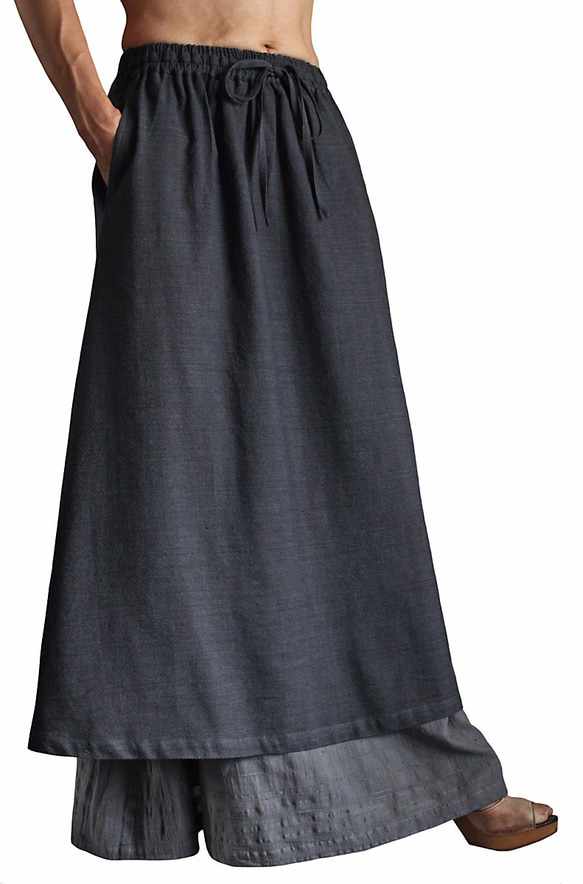 ジョムトン手織り綿ダブルスカート 墨黒（SFS-016-01） 4枚目の画像
