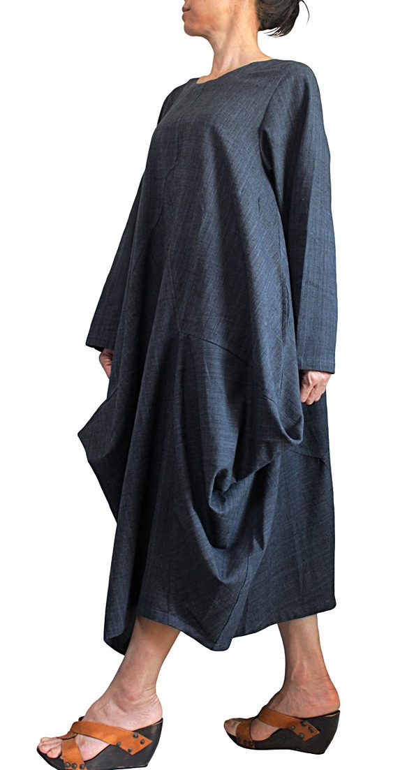 ジョムトン手織り綿のマルチ切り替えドレス 墨黒（DRL-011-01） 3枚目の画像