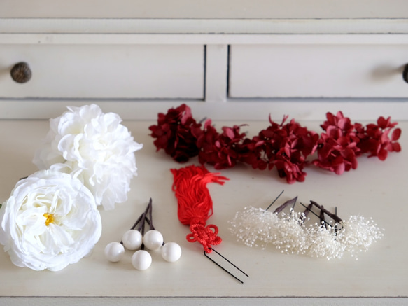 ダリアとローズのヘッドドレス（white & red) #113 5枚目の画像