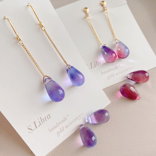 ピアス・オーロラの雫 空色ピンクパープルガラスピアス ピアス