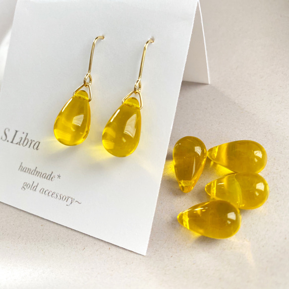 ピアス・mimosa yellow*ミモザイエロー.クリアガラスドロップ ピアス　　 1枚目の画像