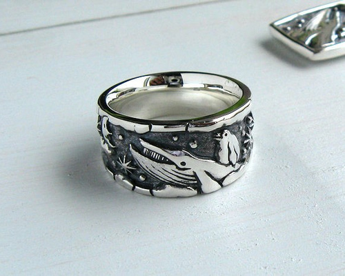 空を飛ぶ夢 クジラの背中に乗ったペンギンのシルバーリング 指輪
