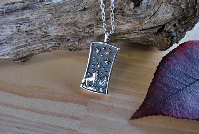 同じ月を見てた　－狼－　シルバーペンダント