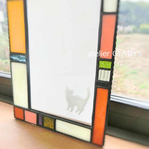 猫型の鏡：ステンドグラス・ミラー