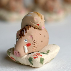 2019干支「亥」ウリ坊とイノシシ父さん その他置物 陶工房 海 今井香苗