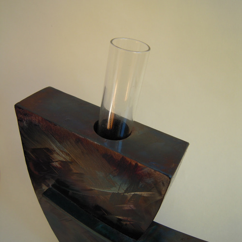 オブジェのような鉄と試験管と石の花器 一輪挿し・花瓶・花器 鉄の造形