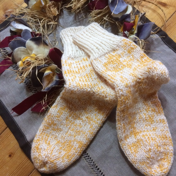 「送料無料」おばあちゃんの手編み靴下11 1枚目の画像