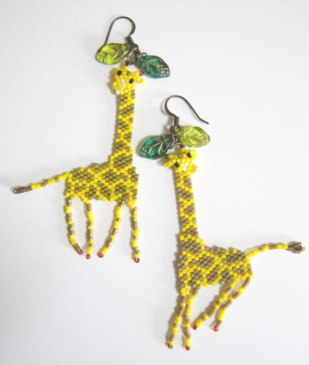 キリン　ピアス 5,144円