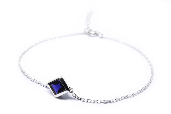 透明青紫・紺アイオライトのブレスレットSV925【Pio by Parakee】iolite bracelet 2枚目の画像