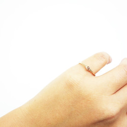 イエロー×イエロー・金色のK18ミニマムリング【Pio by Parakee】rustic diamond 6枚目の画像