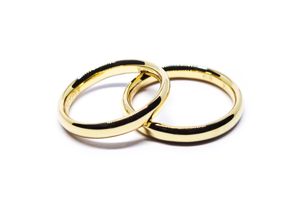 結婚指輪にシンプル上質K18甲丸3ｍｍ幅・刻印10文字無料【PioParakee】Marriage ring