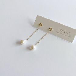 淡水真珠：baroque pearl chain ２way pierce 1枚目の画像
