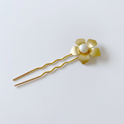 淡水真珠：baroque pearl×flower hair pin 3枚目の画像