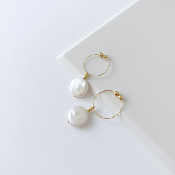 淡水真珠：coin pearl hoop earring 2枚目の画像
