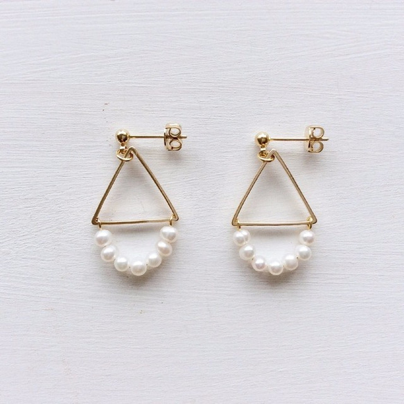 ＜Creema限定ポイントキャンペーン中＞淡水真珠：pearl×triangle pierce 3枚目の画像