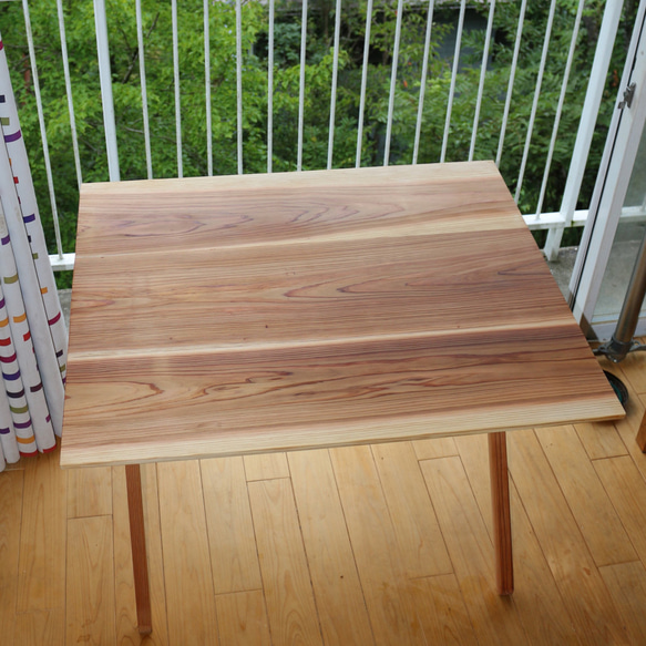 杉無垢板のシンプルな折りたたみテーブル机★ガーデンテーブル☆アウトドアテーブル★W120D80H65 2枚目の画像